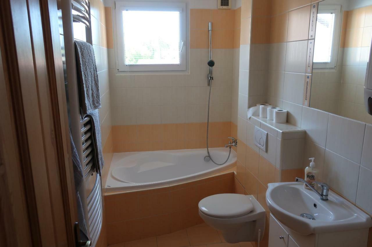 Apartmán 819 Apartamento Třeboň Exterior foto